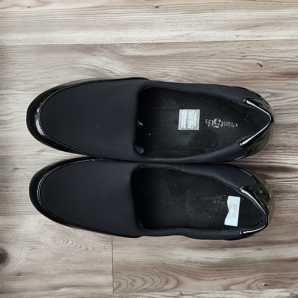Shoes, Size 9, by East 5th